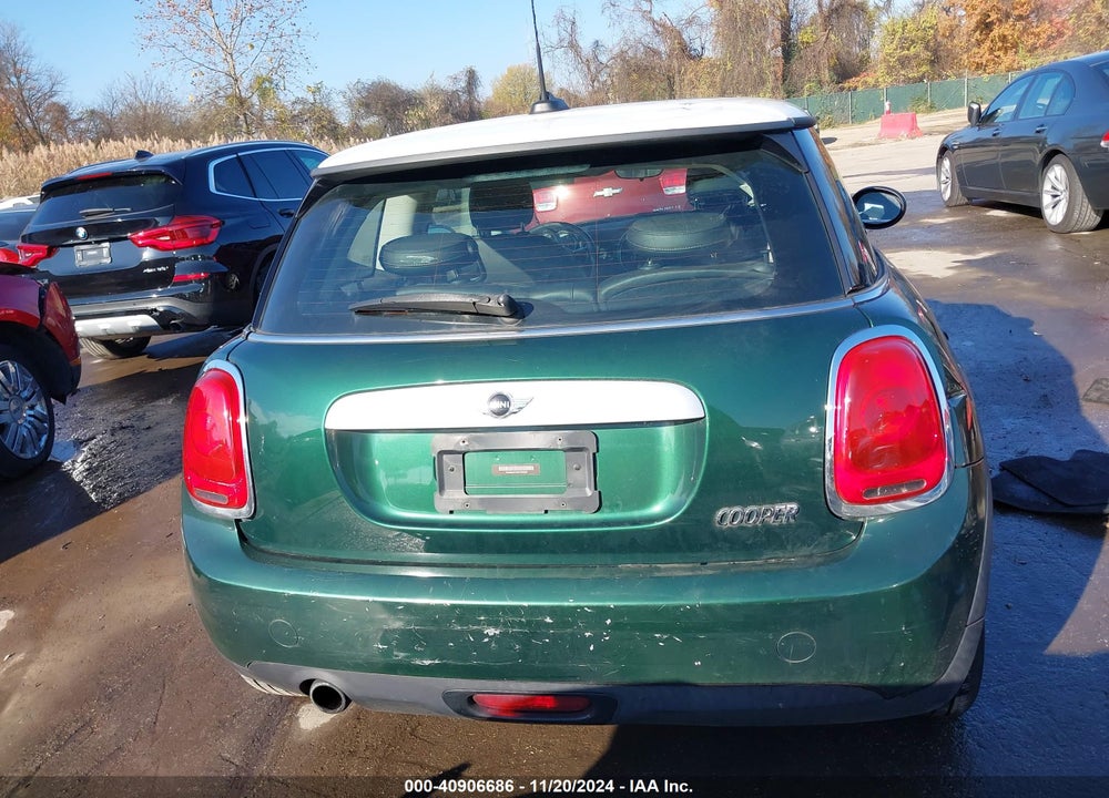 2015 MINI HARDTOP COOPER VIN: WMWXM5C59F3A59580