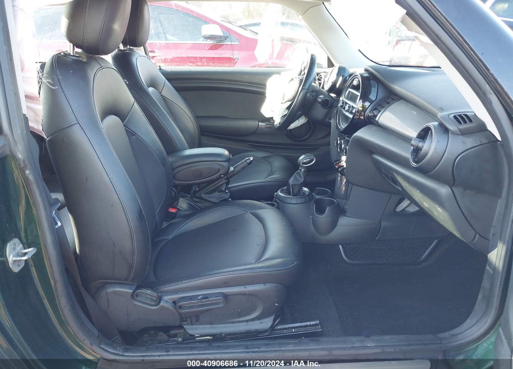 2015 MINI HARDTOP COOPER VIN: WMWXM5C59F3A59580