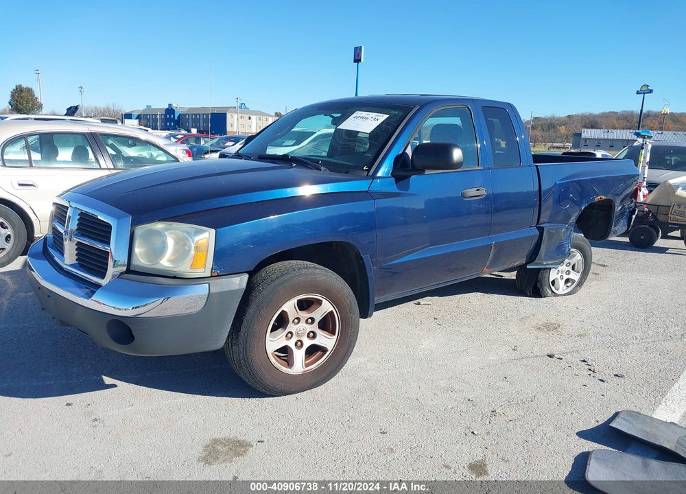2005 DODGE DAKOTA SLT VIN: 1D7HE42K45S133162