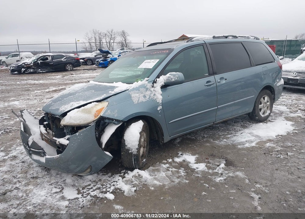 2005 TOYOTA SIENNA XLE VIN: 5TDZA22C35S307139
