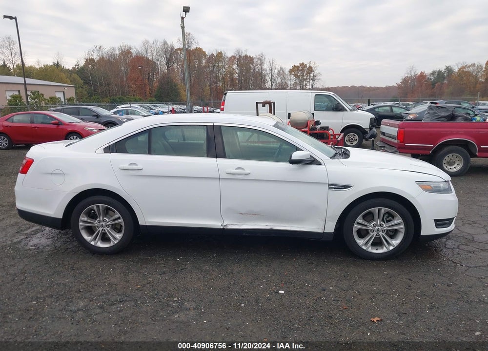 2013 FORD TAURUS SEL VIN: 1FAHP2E82DG111449