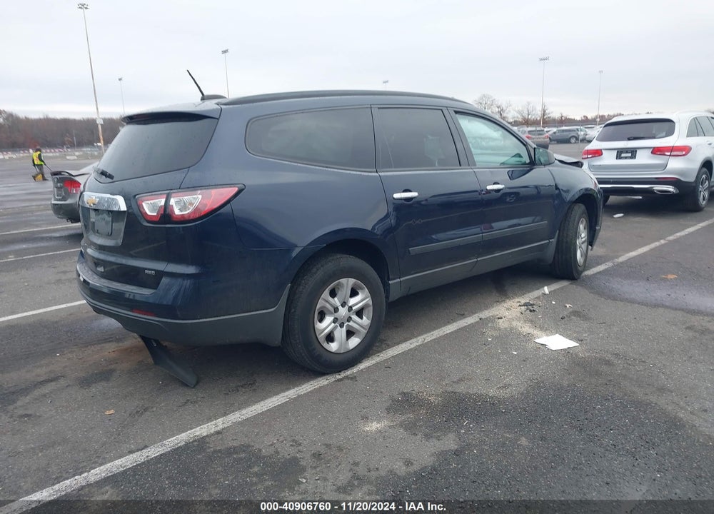 2017 CHEVROLET TRAVERSE LS VIN: 1GNKVFED2HJ280123
