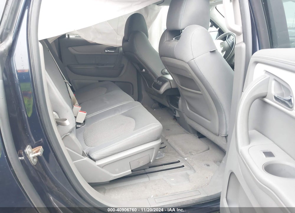 2017 CHEVROLET TRAVERSE LS VIN: 1GNKVFED2HJ280123