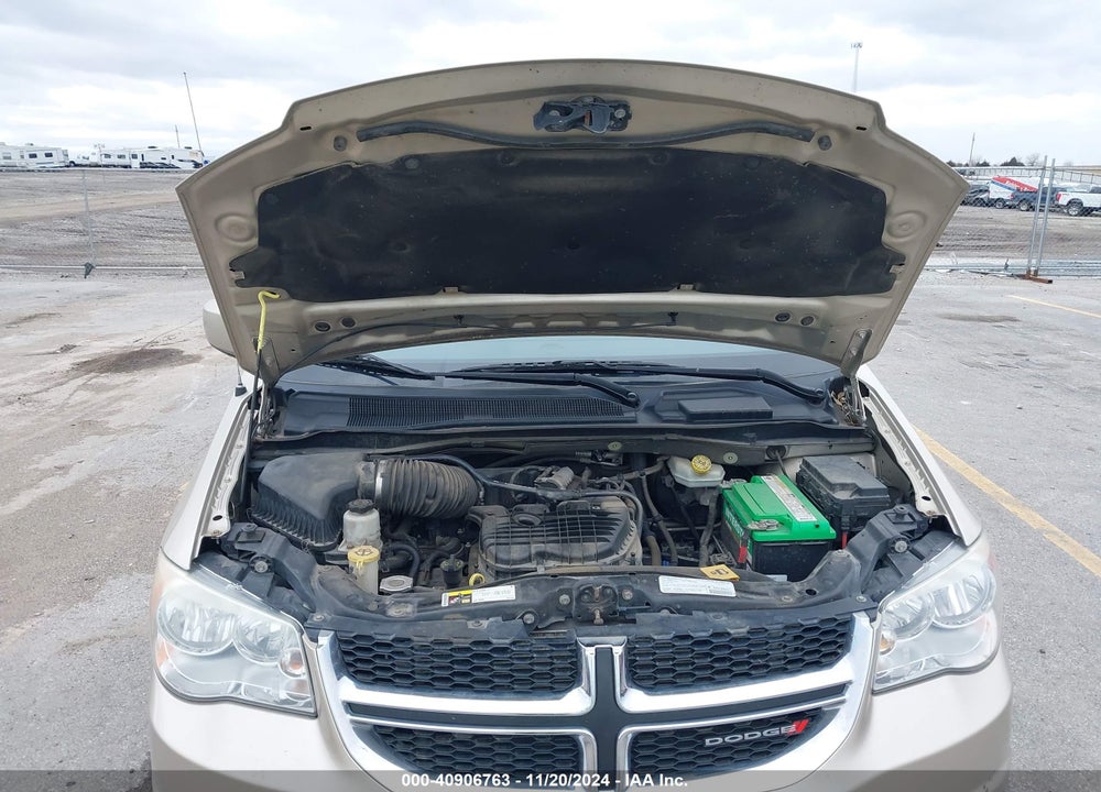 2013 DODGE GRAND CARAVAN SXT VIN: 2C4RDGCG0DR600588