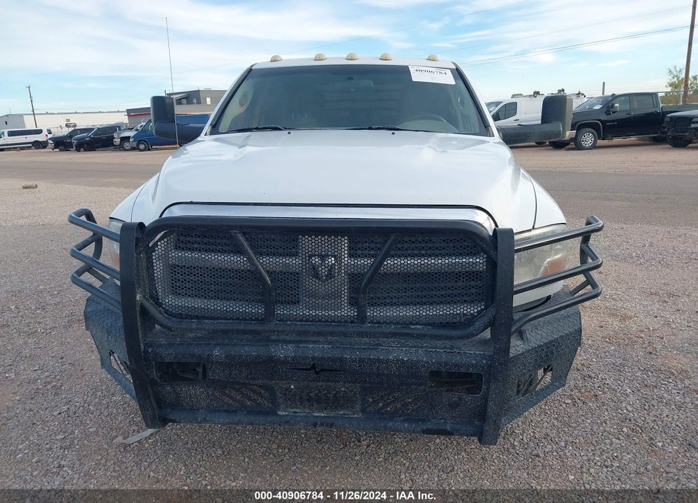 2011 RAM 3500 HD CHASSIS ST/SLT/LAIE VIN: 3D6WZ4CL4BG516187