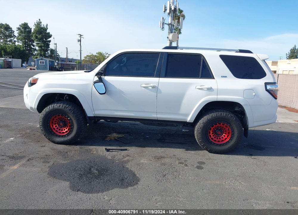 2020 TOYOTA 4RUNNER SR5 VIN: JTEBU5JR0L5791477