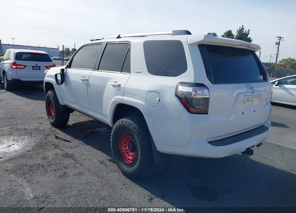 2020 TOYOTA 4RUNNER SR5 VIN: JTEBU5JR0L5791477