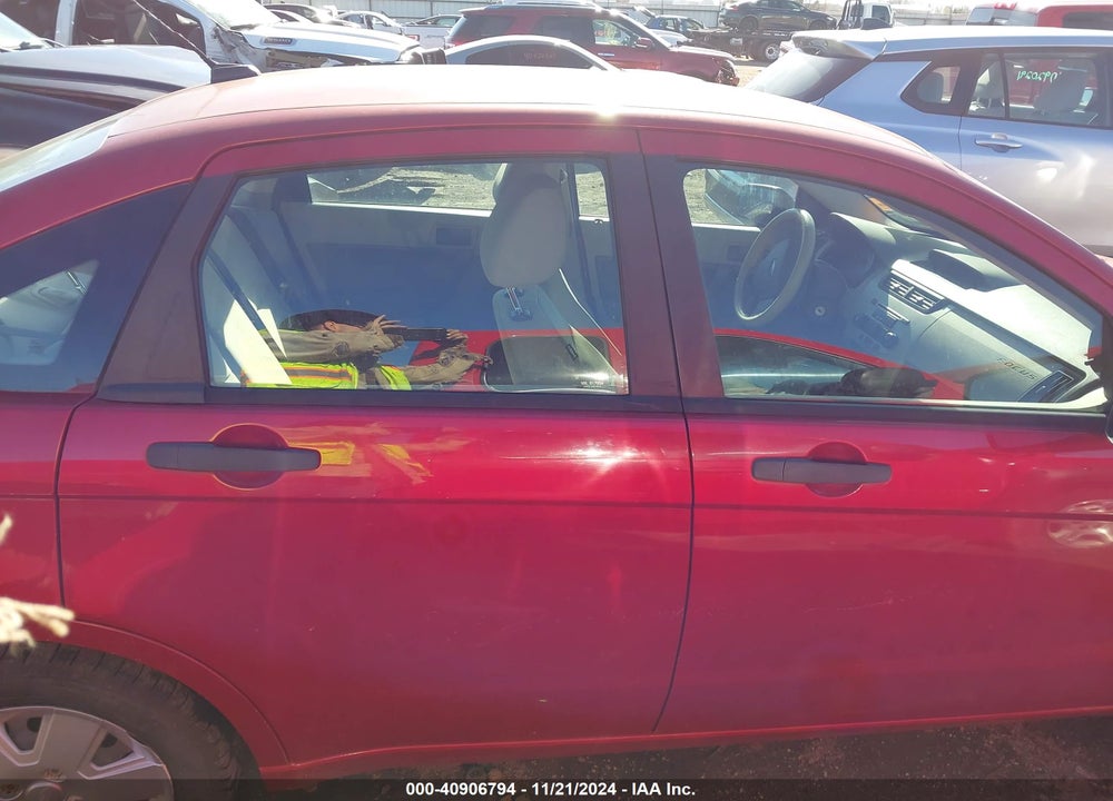 2011 FORD FOCUS S VIN: 1FAHP3EN8BW134801