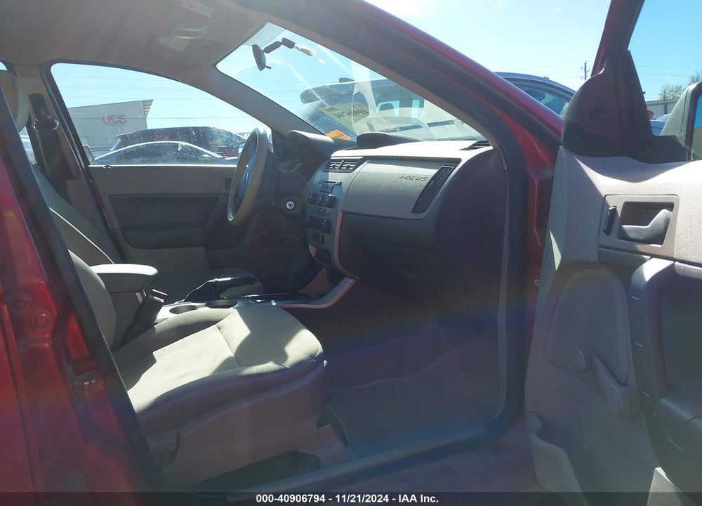 2011 FORD FOCUS S VIN: 1FAHP3EN8BW134801