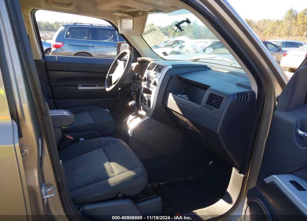 2008 JEEP PATRIOT SPORT VIN: 1J8FF28W38D525659