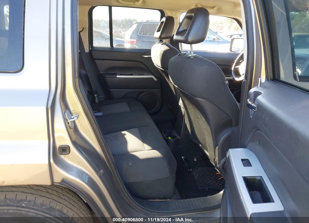 2008 JEEP PATRIOT SPORT VIN: 1J8FF28W38D525659