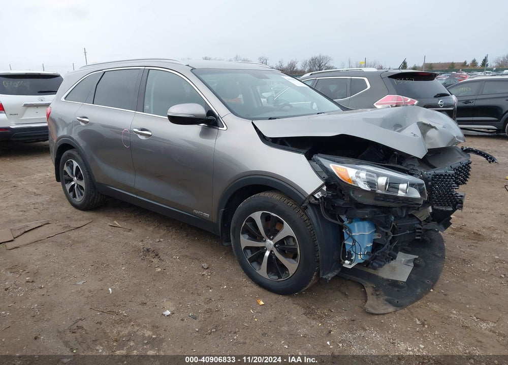 2016 KIA SORENTO 3.3L EX VIN: 5XYPHDA55GG150537