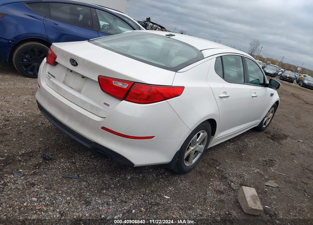 2015 KIA OPTIMA LX VIN: KNAGM4A75F5575841