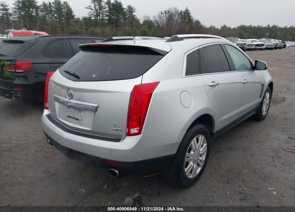 2013 CADILLAC SRX LUXURY COLLECTION VIN: 3GYFNGE33DS625640