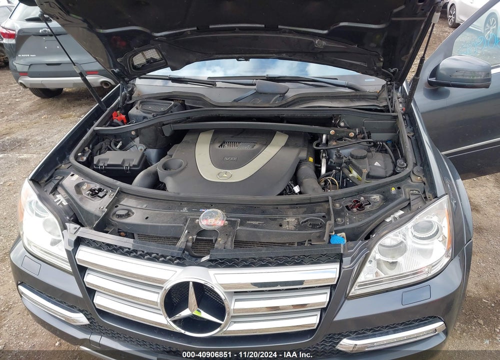 2011 MERCEDES-BENZ GL 550 4MATIC VIN: 4JGBF8GE5BA668019