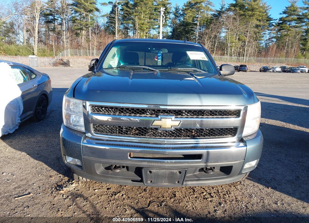 2011 CHEVROLET SILVERADO 1500 LT VIN: 1GCPKSE3XBF199016