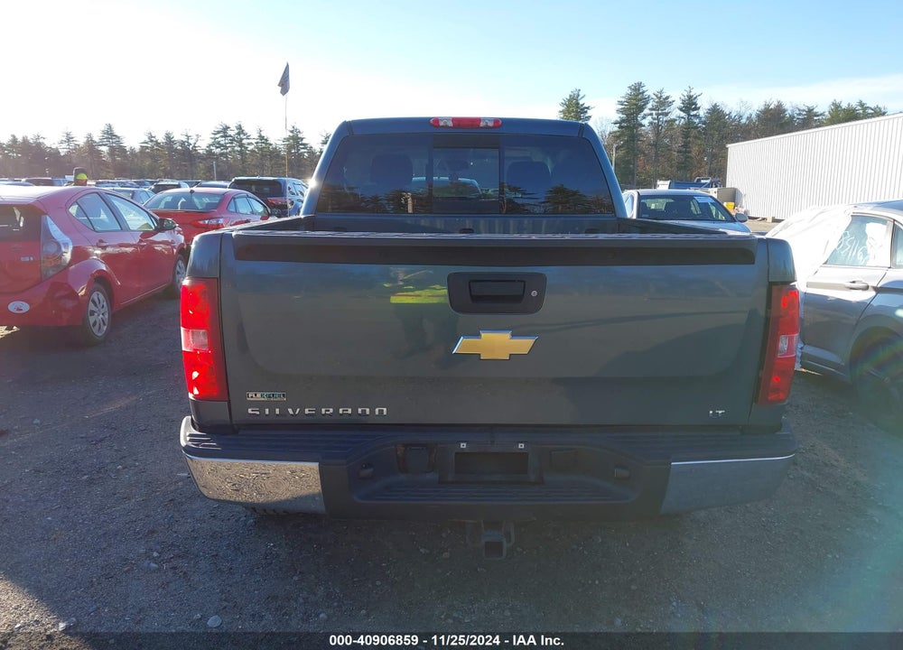 2011 CHEVROLET SILVERADO 1500 LT VIN: 1GCPKSE3XBF199016