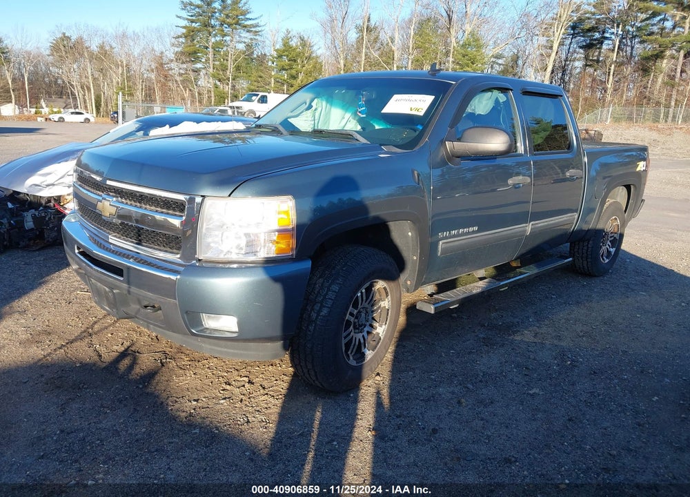 2011 CHEVROLET SILVERADO 1500 LT VIN: 1GCPKSE3XBF199016