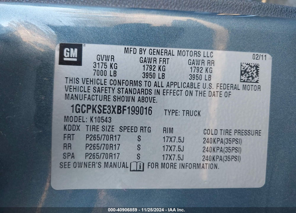 2011 CHEVROLET SILVERADO 1500 LT VIN: 1GCPKSE3XBF199016