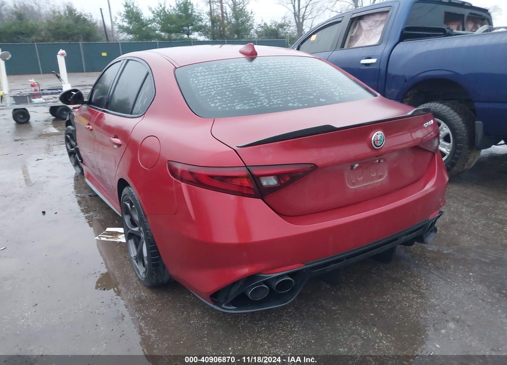 2017 ALFA ROMEO GIULIA QUADRIFOGLIO RWD VIN: ZARFAEAV5H7562662