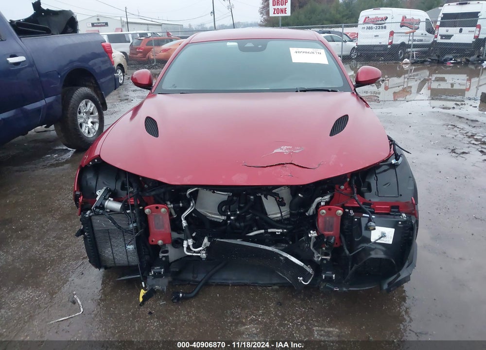 2017 ALFA ROMEO GIULIA QUADRIFOGLIO RWD VIN: ZARFAEAV5H7562662