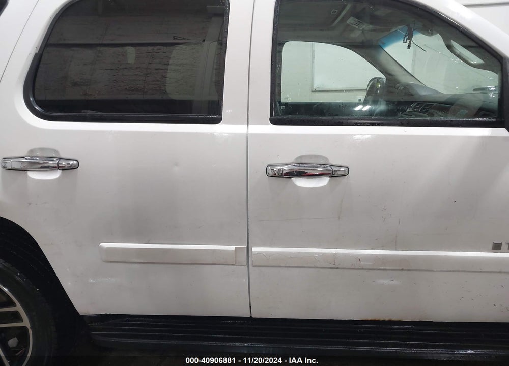 2008 CHEVROLET TAHOE LTZ VIN: 1GNFK13028R205713