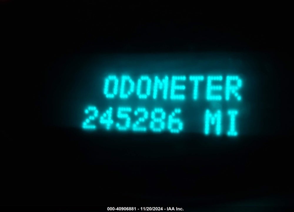 2008 CHEVROLET TAHOE LTZ VIN: 1GNFK13028R205713