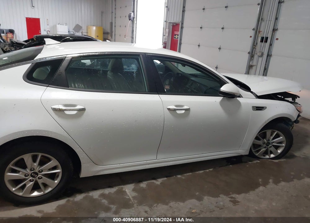 2016 KIA OPTIMA LX VIN: 5XXGT4L37GG081400