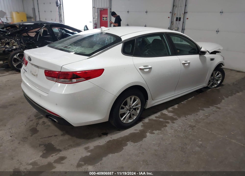 2016 KIA OPTIMA LX VIN: 5XXGT4L37GG081400