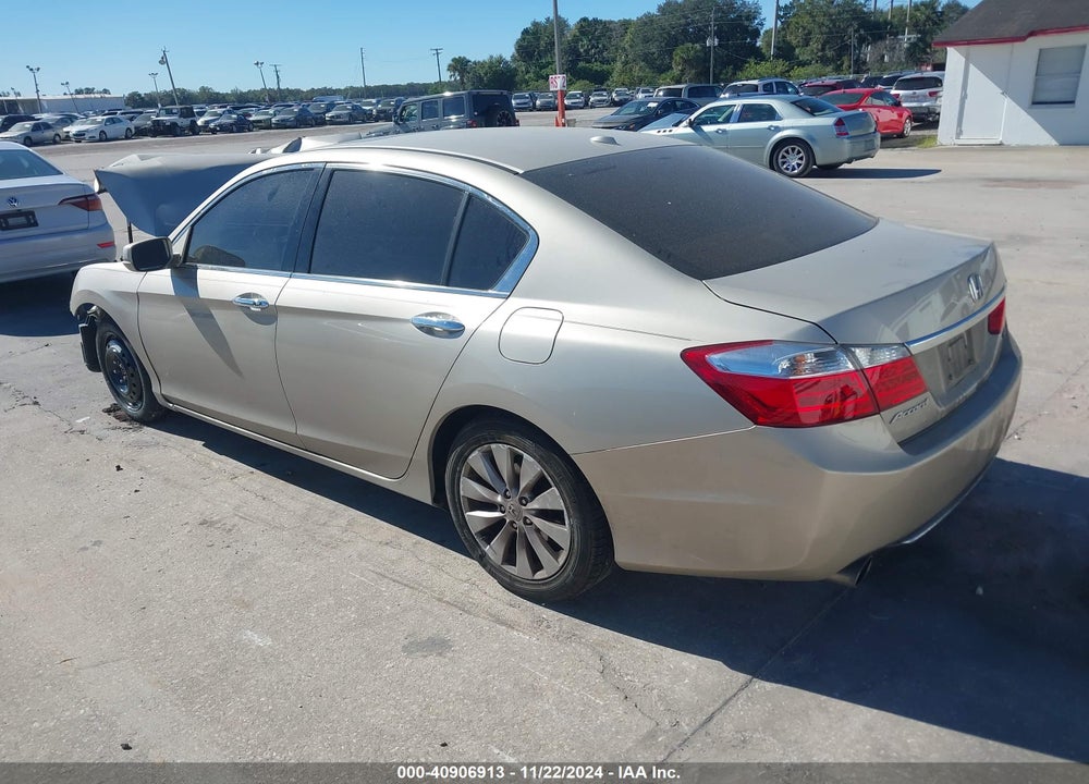 2015 HONDA ACCORD EX-L V-6 VIN: 1HGCR3F88FA032636