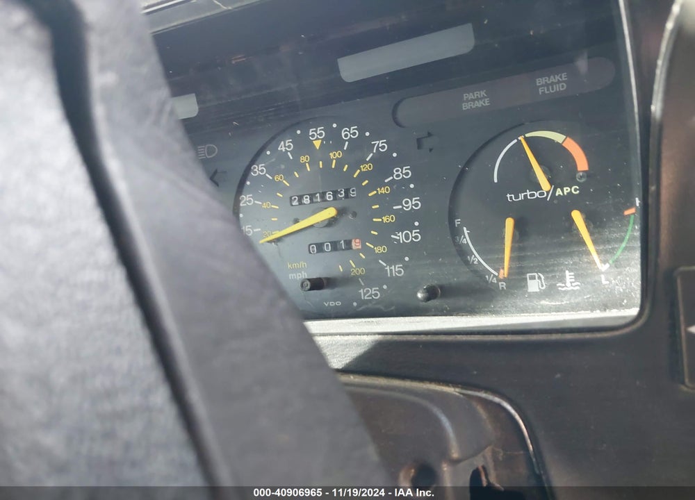 1990 SAAB 900 VIN: YS3AL75L3L7004636