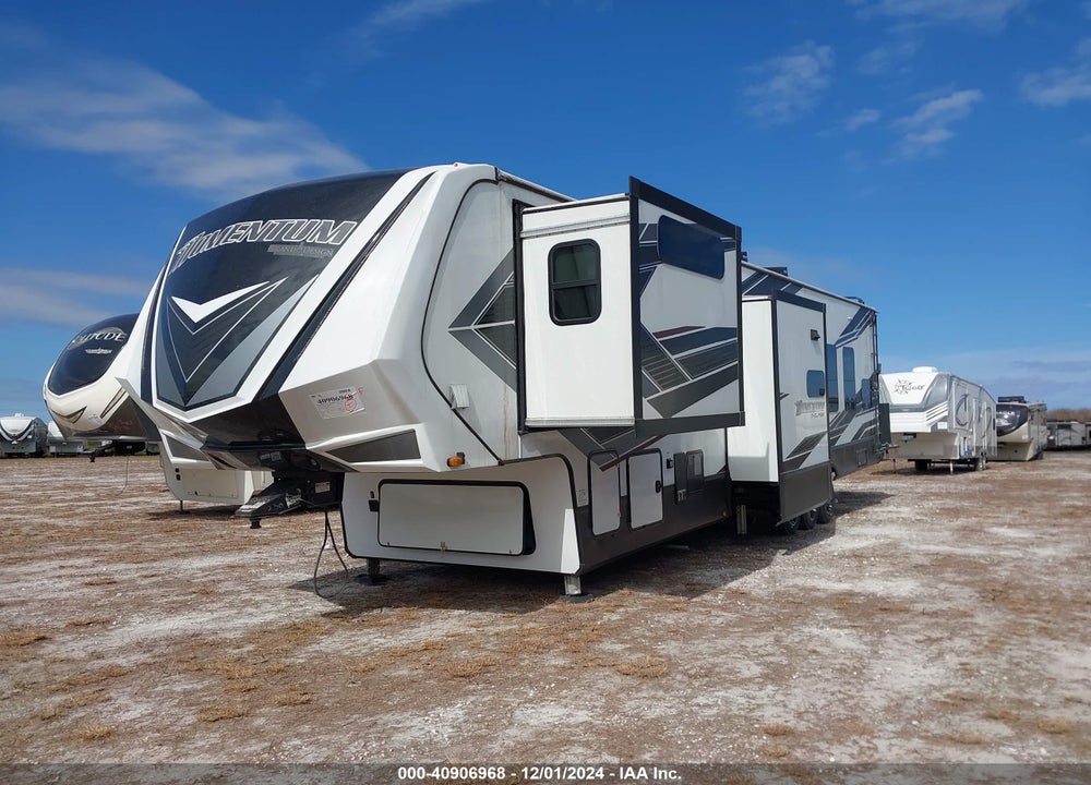 2022 GRAND DESIGN MOMENTUM TRAVEL TRAILER VIN: 573FM4538N1121250