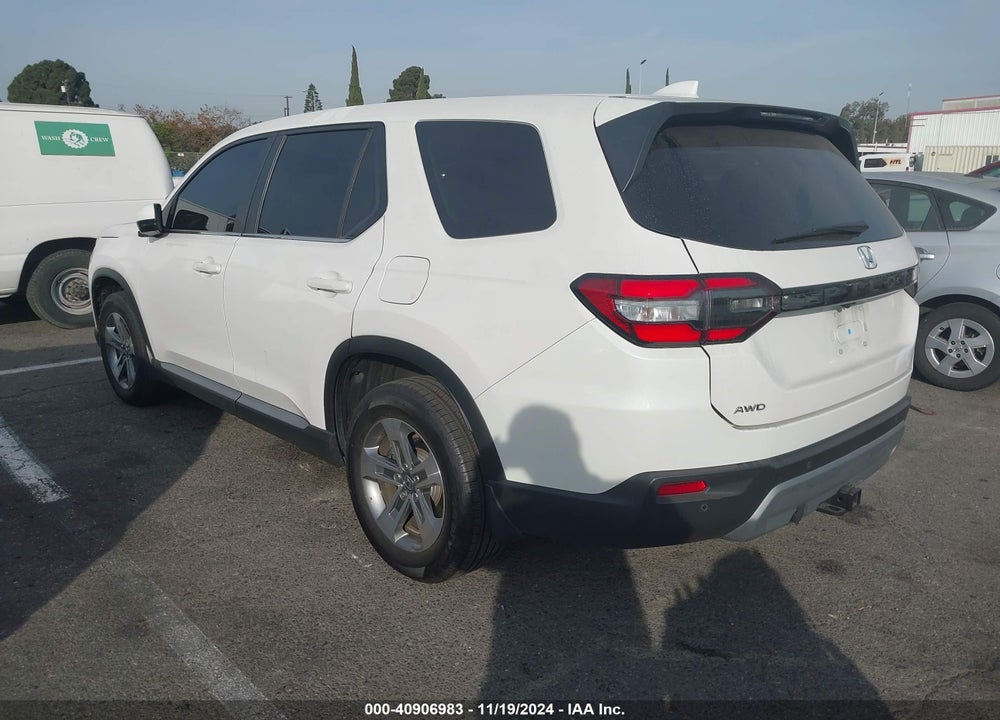 2023 HONDA PILOT VIN: 5FNYG1H5XPB037931