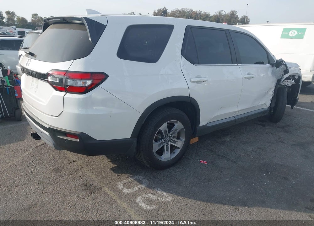 2023 HONDA PILOT VIN: 5FNYG1H5XPB037931