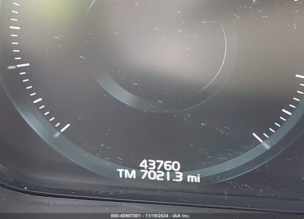 2020 VOLVO XC90 T5 MOMENTUM 7 PASSENGER VIN: YV4102PK0L1541357