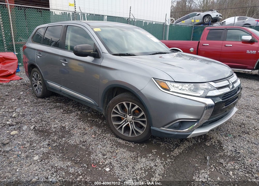 2018 MITSUBISHI OUTLANDER ES VIN: JA4AZ3A35JZ024743