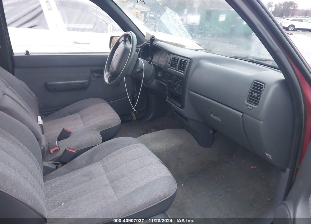 1996 TOYOTA TACOMA XTRACAB VIN: 4TAVL52NXTZ142922