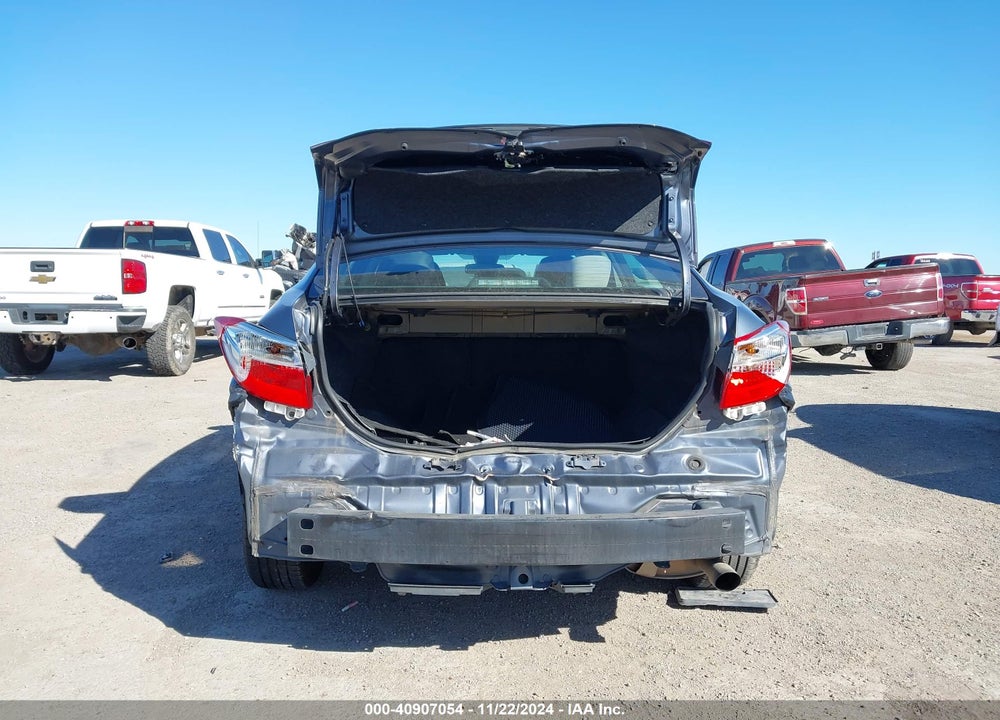 2017 TOYOTA COROLLA VIN: 5YFBURHE7HP592094