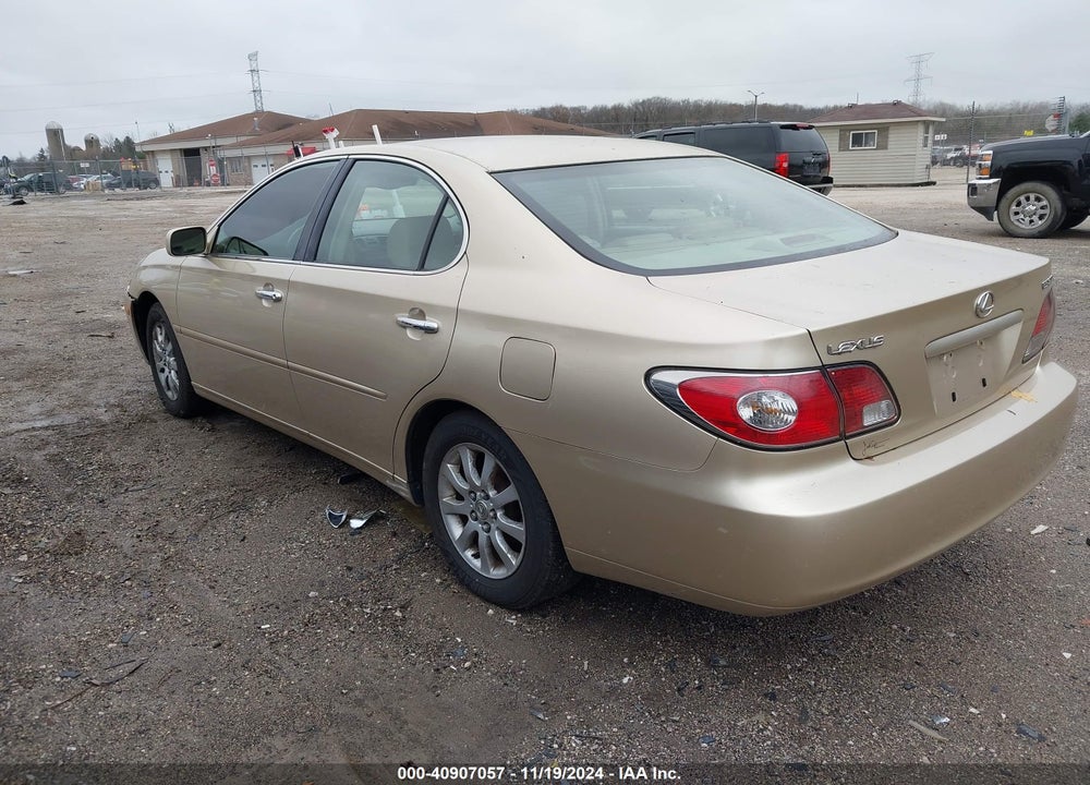 2002 LEXUS ES 300 VIN: JTHBF30G920027897