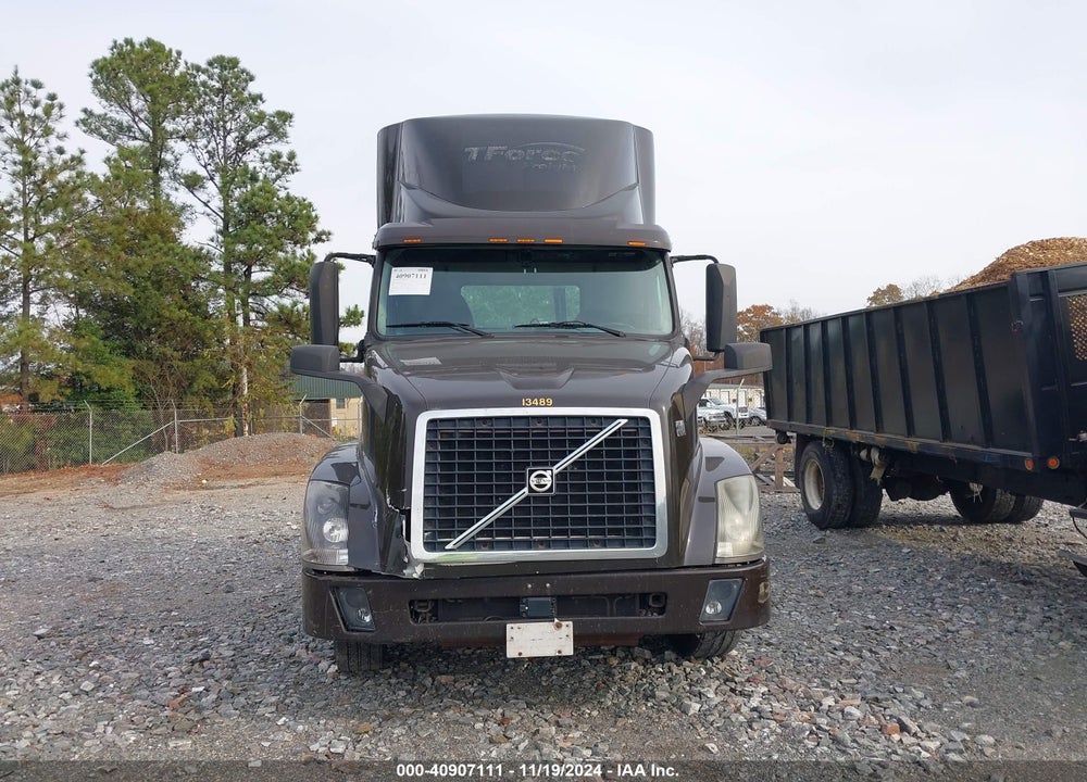 2014 VOLVO VN VNL VIN: 4V4N39EG9EN156043