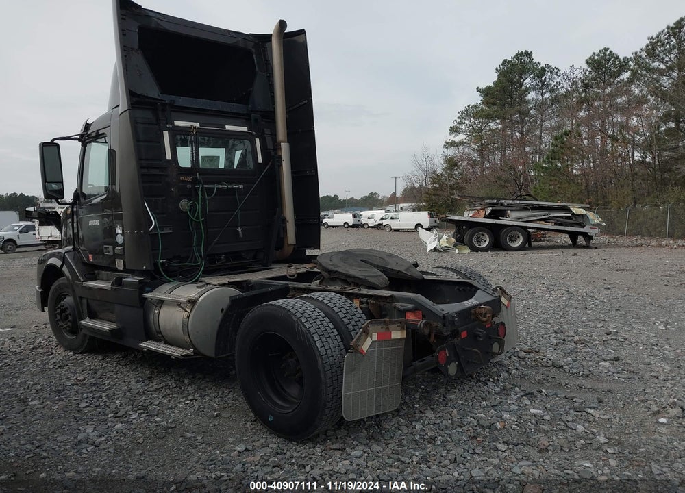 2014 VOLVO VN VNL VIN: 4V4N39EG9EN156043