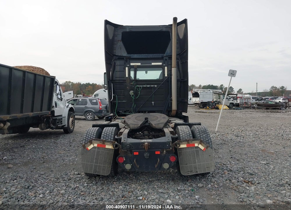 2014 VOLVO VN VNL VIN: 4V4N39EG9EN156043