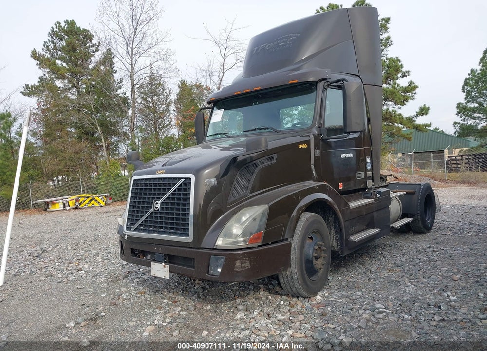 2014 VOLVO VN VNL VIN: 4V4N39EG9EN156043