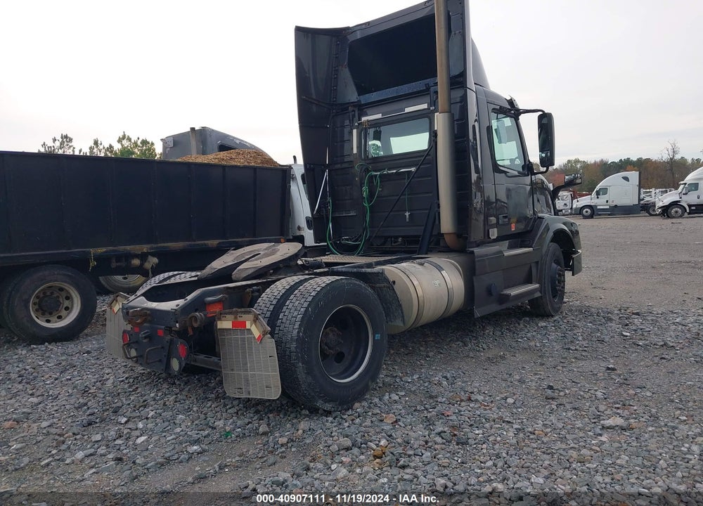2014 VOLVO VN VNL VIN: 4V4N39EG9EN156043