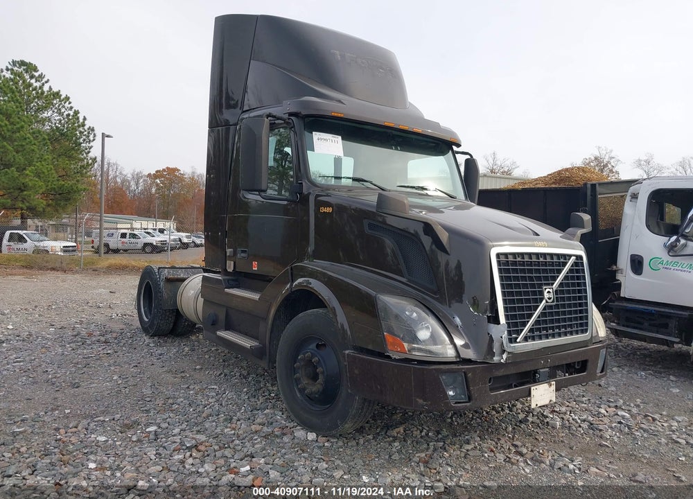 2014 VOLVO VN VNL VIN: 4V4N39EG9EN156043