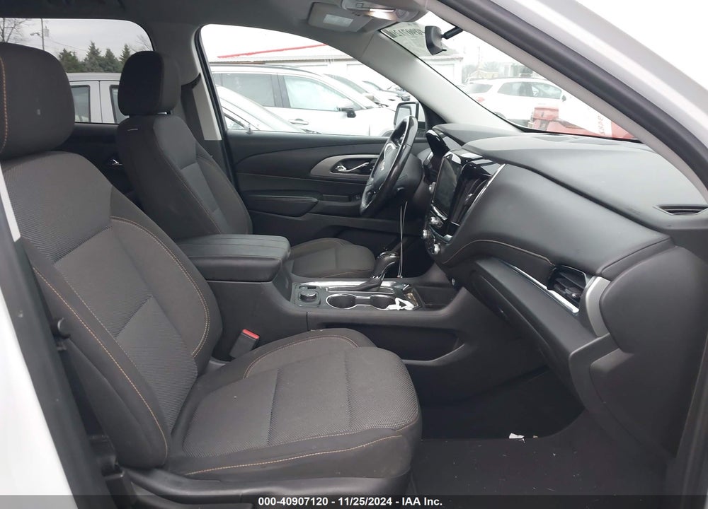 2018 CHEVROLET TRAVERSE 1LT VIN: 1GNERGKW2JJ279315
