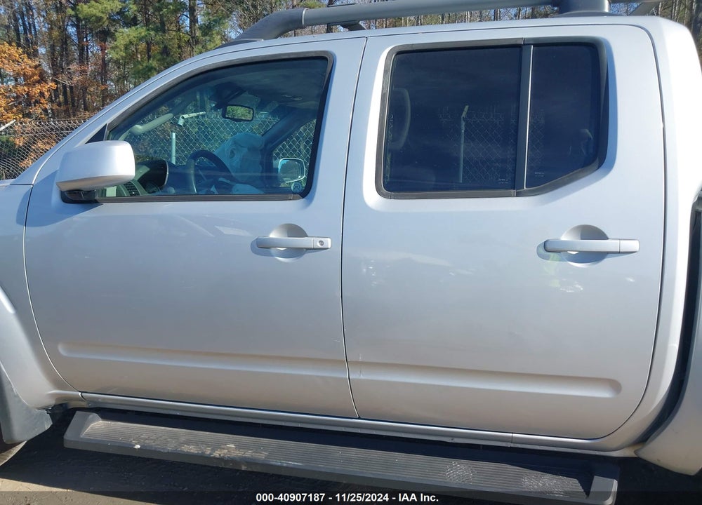 2011 NISSAN FRONTIER PRO-4X VIN: 1N6AD0EV5BC435561