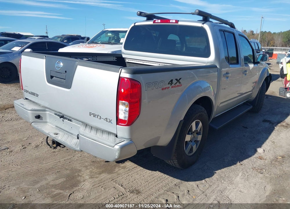 2011 NISSAN FRONTIER PRO-4X VIN: 1N6AD0EV5BC435561