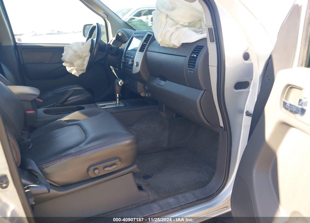 2011 NISSAN FRONTIER PRO-4X VIN: 1N6AD0EV5BC435561
