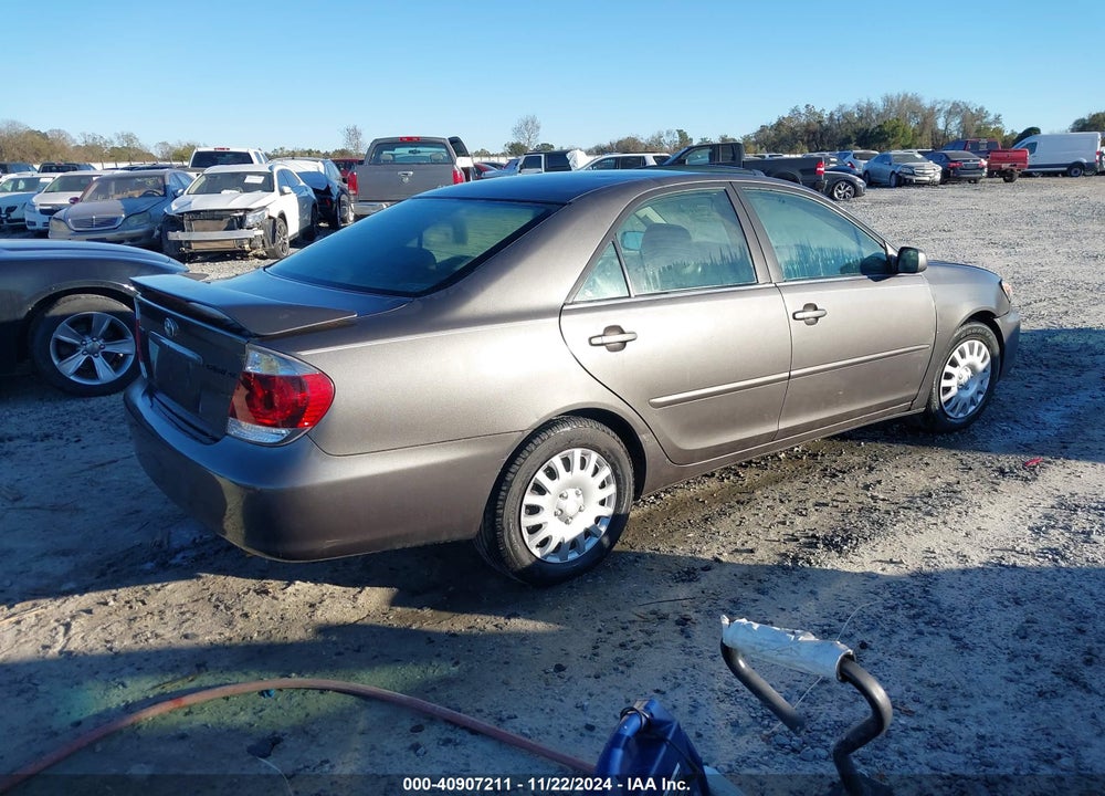 2005 TOYOTA CAMRY SE VIN: 4T1BE30K15U531247